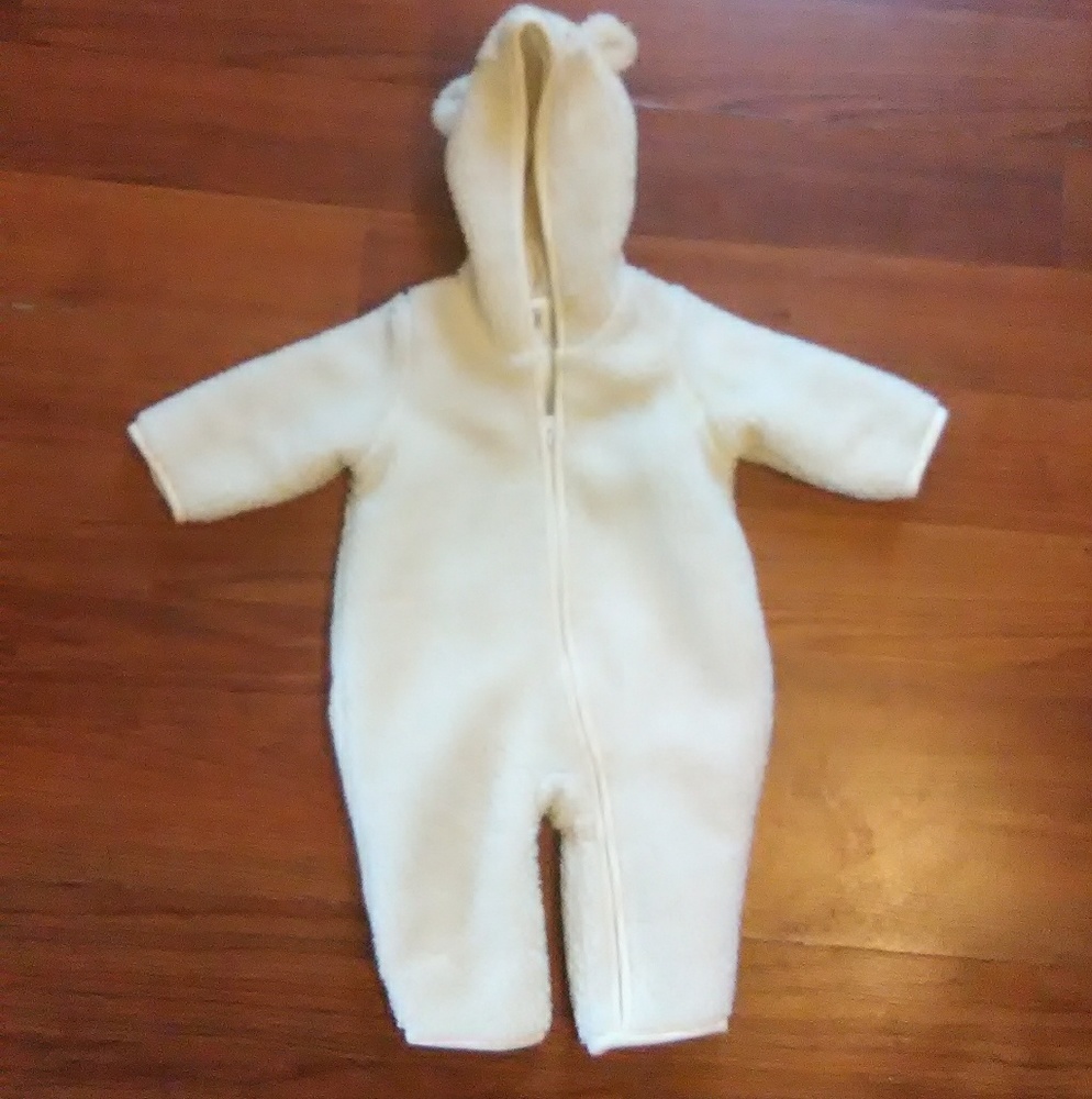 Baby Gap Sherpa Bear One Piece bunting snowsuit